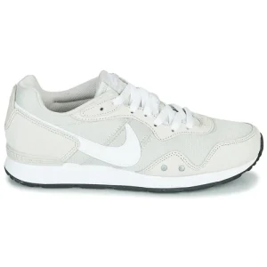 destockage Nike VENTURE RUNNER Couleur Beige / Blanc 10