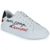 Bons Baisers De Paname SIMONE UN COUP D AMOUR UN COUP DE JE T AIME Couleur Blanc à prix très bas 20